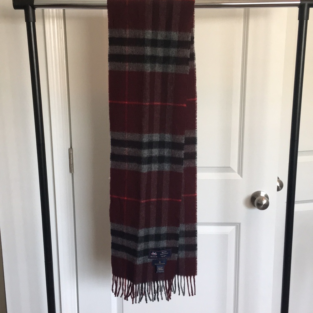 Brooks Brothers Men’s Merino Lambswool Scarf
